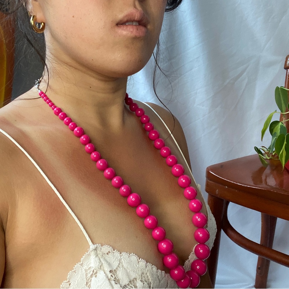 True Vintage Hot Pink 80s Giant Beads Necklace